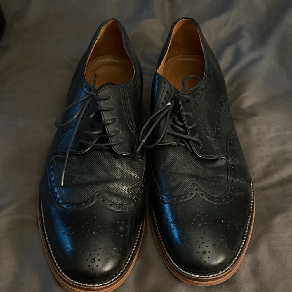 Johnston & Murphy Black Leather Oxfords